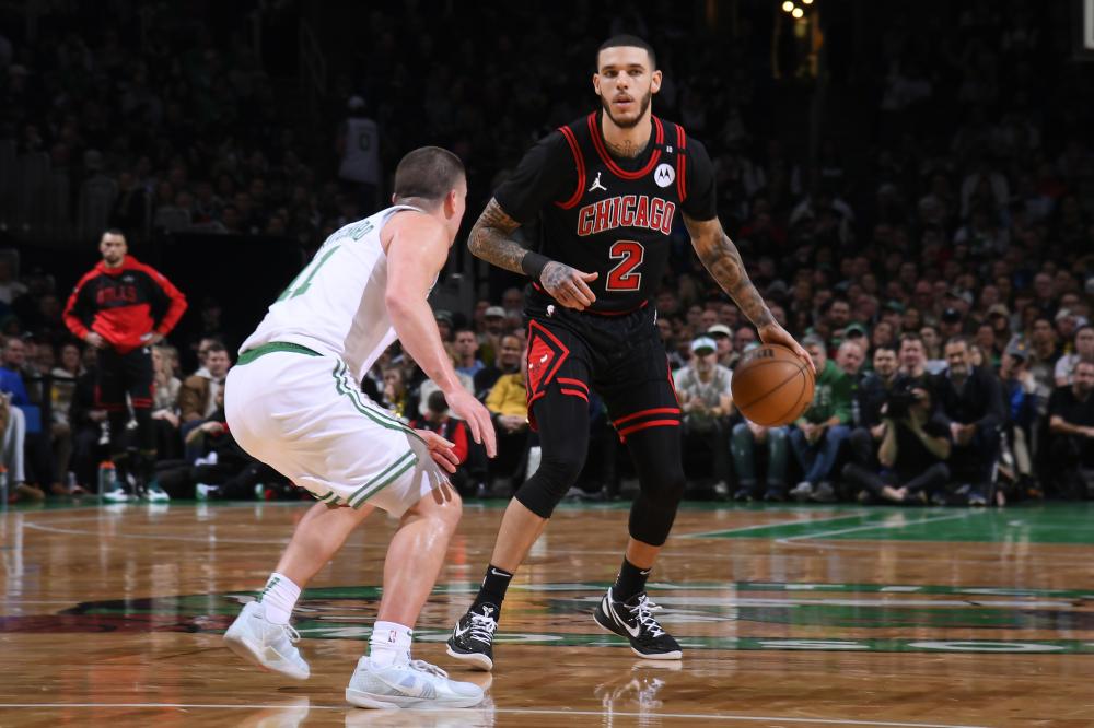 同时也表现 同时也表现